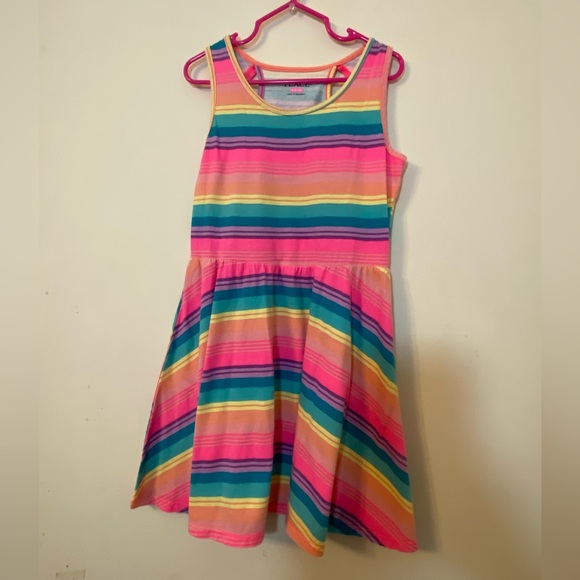 GIRL’S DRESS BUNDLE - Picture 4 of 10